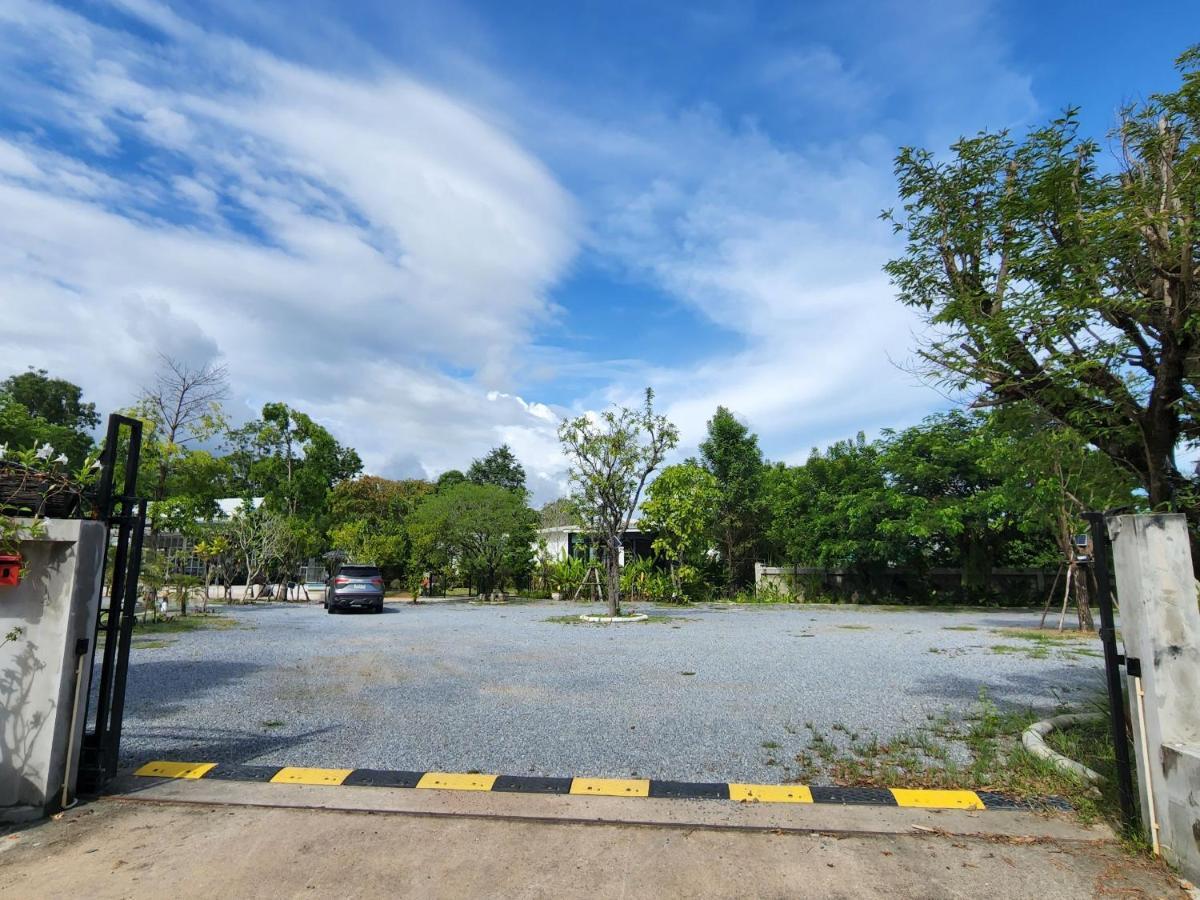 Utapao Sattahip Rayong Resort Ban Nong Sa Экстерьер фото
